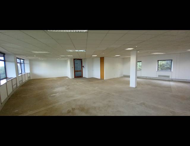 364M² OFFICE TO LET IN WOODMEAD